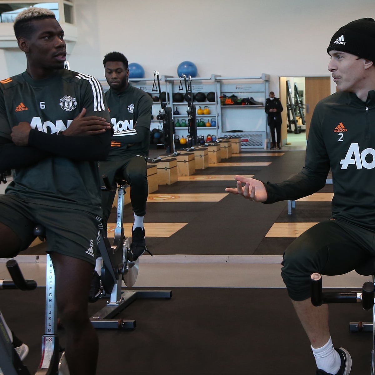 Pogba, Lindelöf and Shaw in fitness race for Manchester United's trip to  Burnley | Manchester United | The Guardian