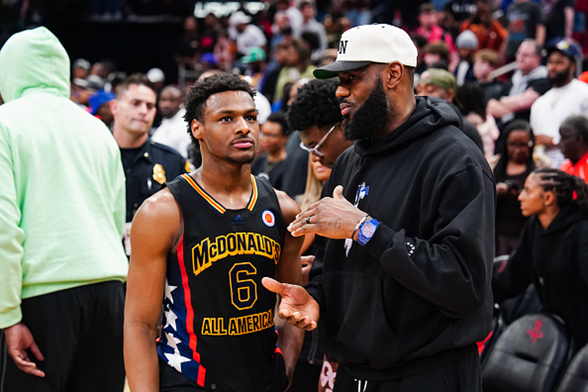 likhoa lebron james reveals playing with son bronny james is one goal he puts above everything else in exclusive interview 65493301a93d6 Lebron James Reveals Playing With Son Bronny James Is One Goal He Puts Above Everything Else In Exclusive Interview