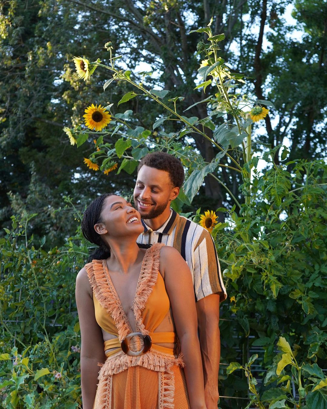 likhoa stephen curry s sweet moments with his wife ayesha make the whole world jealous 65237e0e4f291 Stephen Curry's Sweet Moments With His Wife Ayesha Make The Whole World Jealous