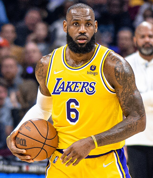 LeBron James - Wikipedia