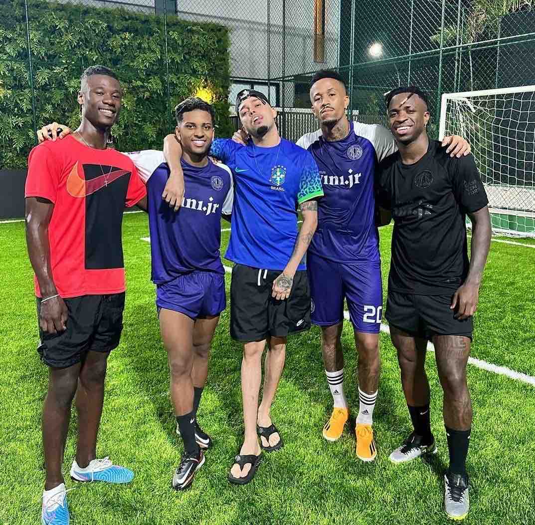 Madrid Universal on X: "Image: Militão joins Camavinga, Vini and Rodrygo in  Rio. https://t.co/7ujJ9sDMOV" / X