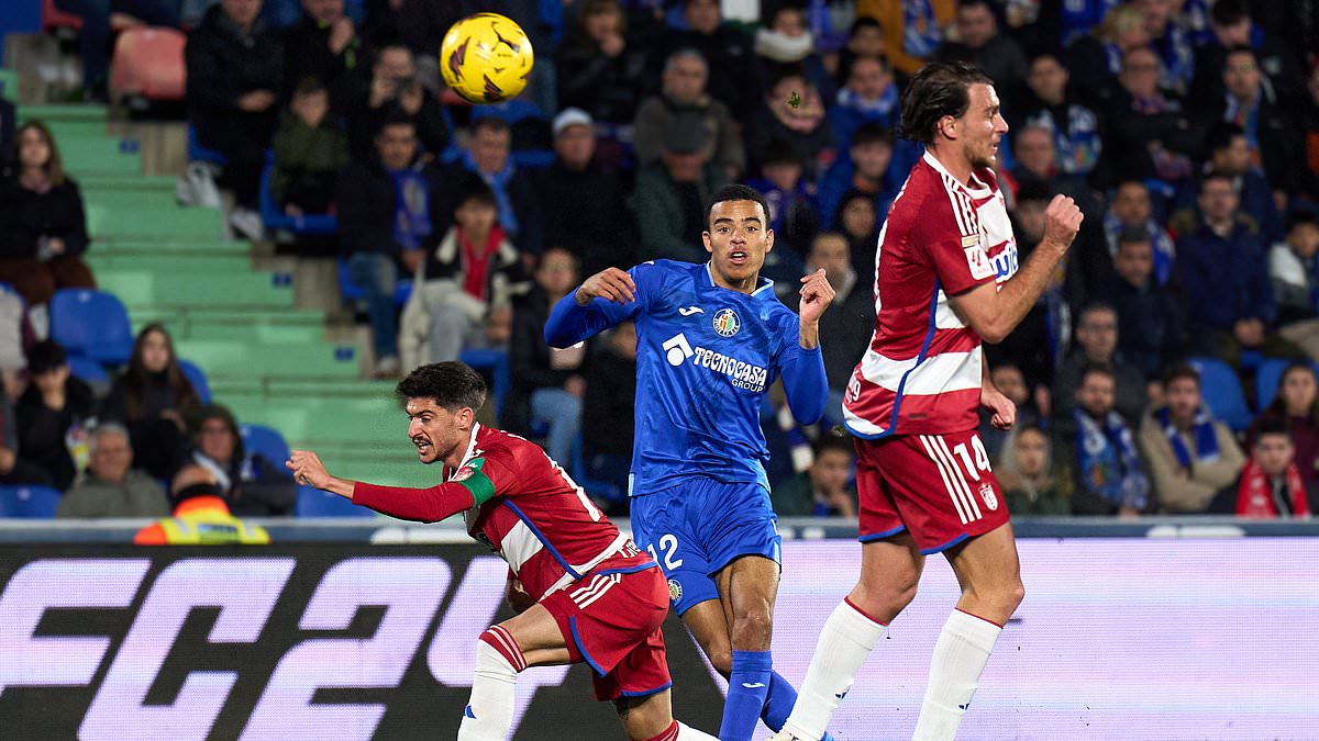 Mason Greenwood opens the scoring in Getafe's 2-0 win over Granada with  delicate near-post finish... as the Man United outcast continues to impress  in Spain | Daily Mail Online