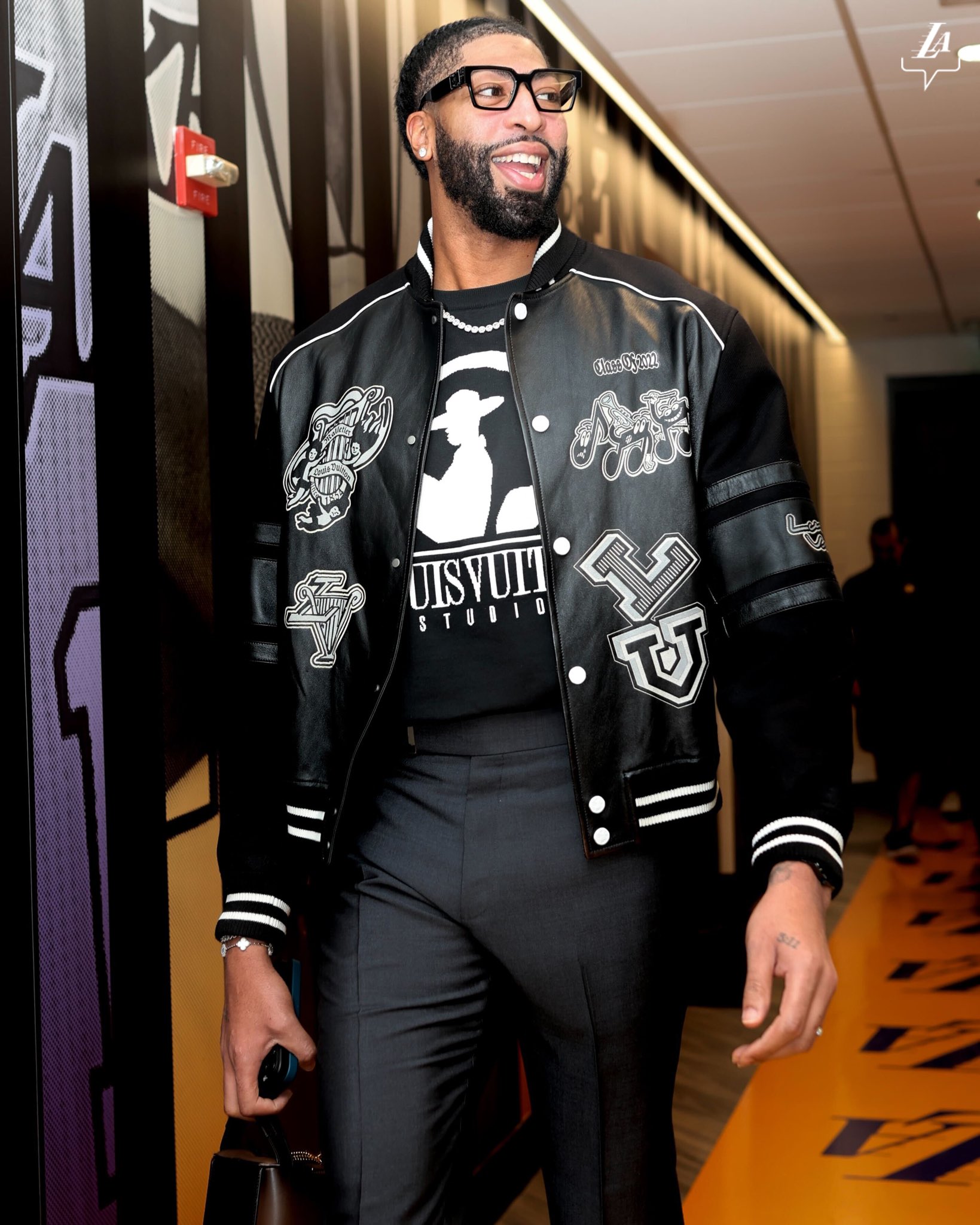 Ahead of the Lakers-Knicks matchup, Anthony Davis raises heads with a $6k Louis Vuitton jacket