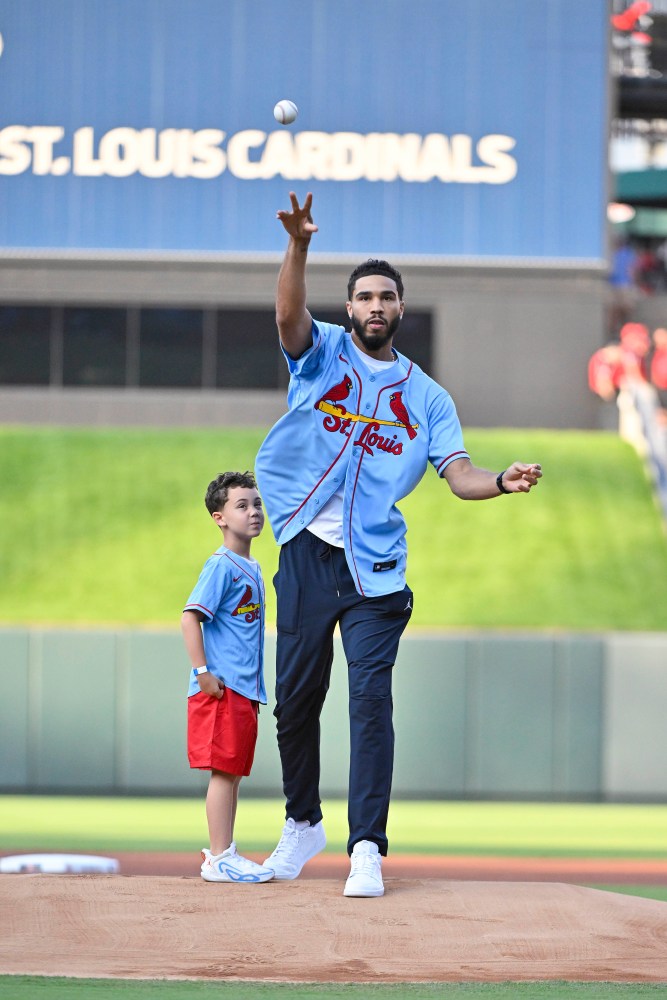 PHOTOS: Jayson Tatum throws first pitch at St. Louis Cardinals game