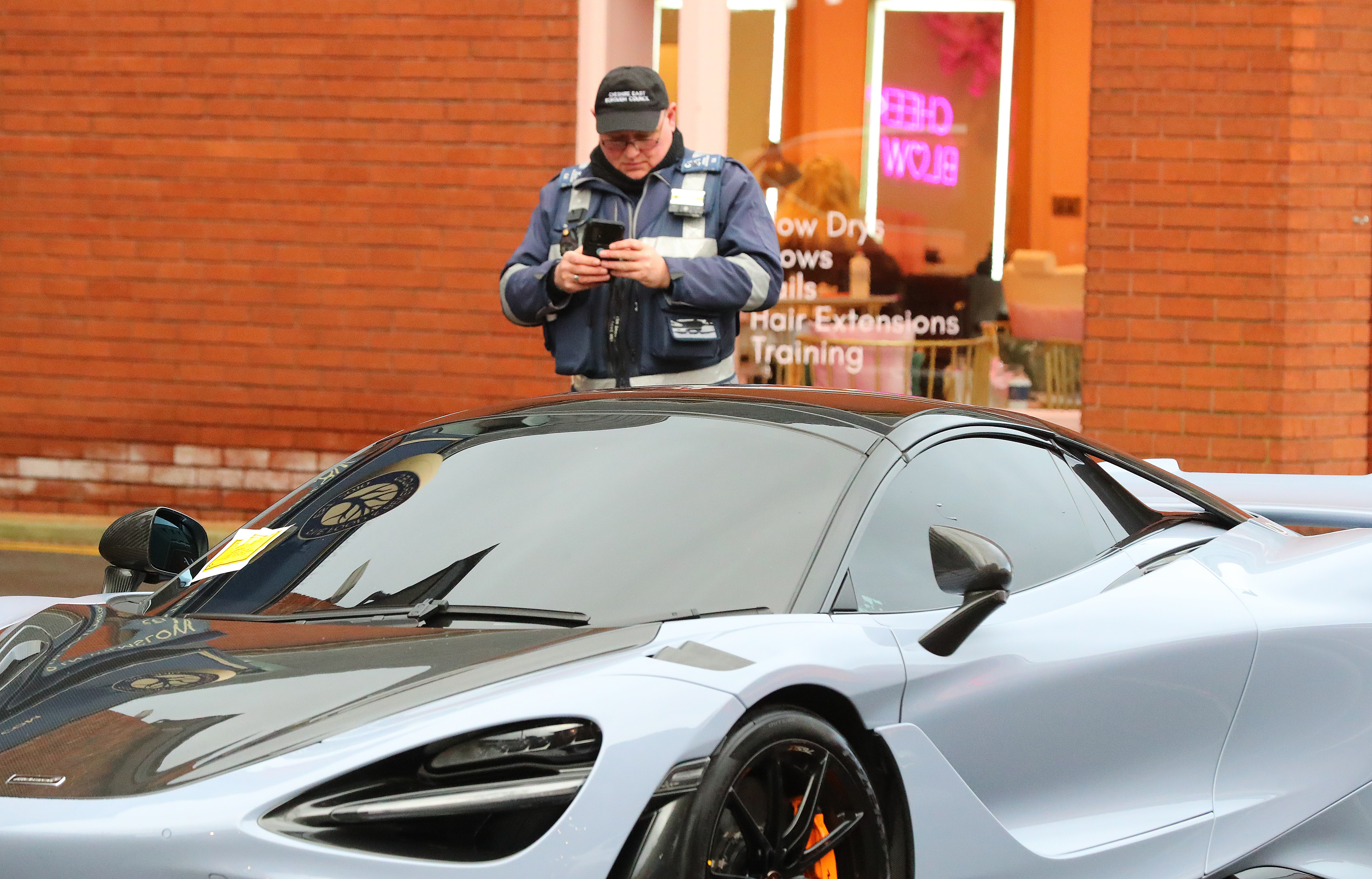 Man Utd star Marcus Rashford cops £60 parking ticket on McLaren after  meeting Red Devils team-mate for lunch | The Sun