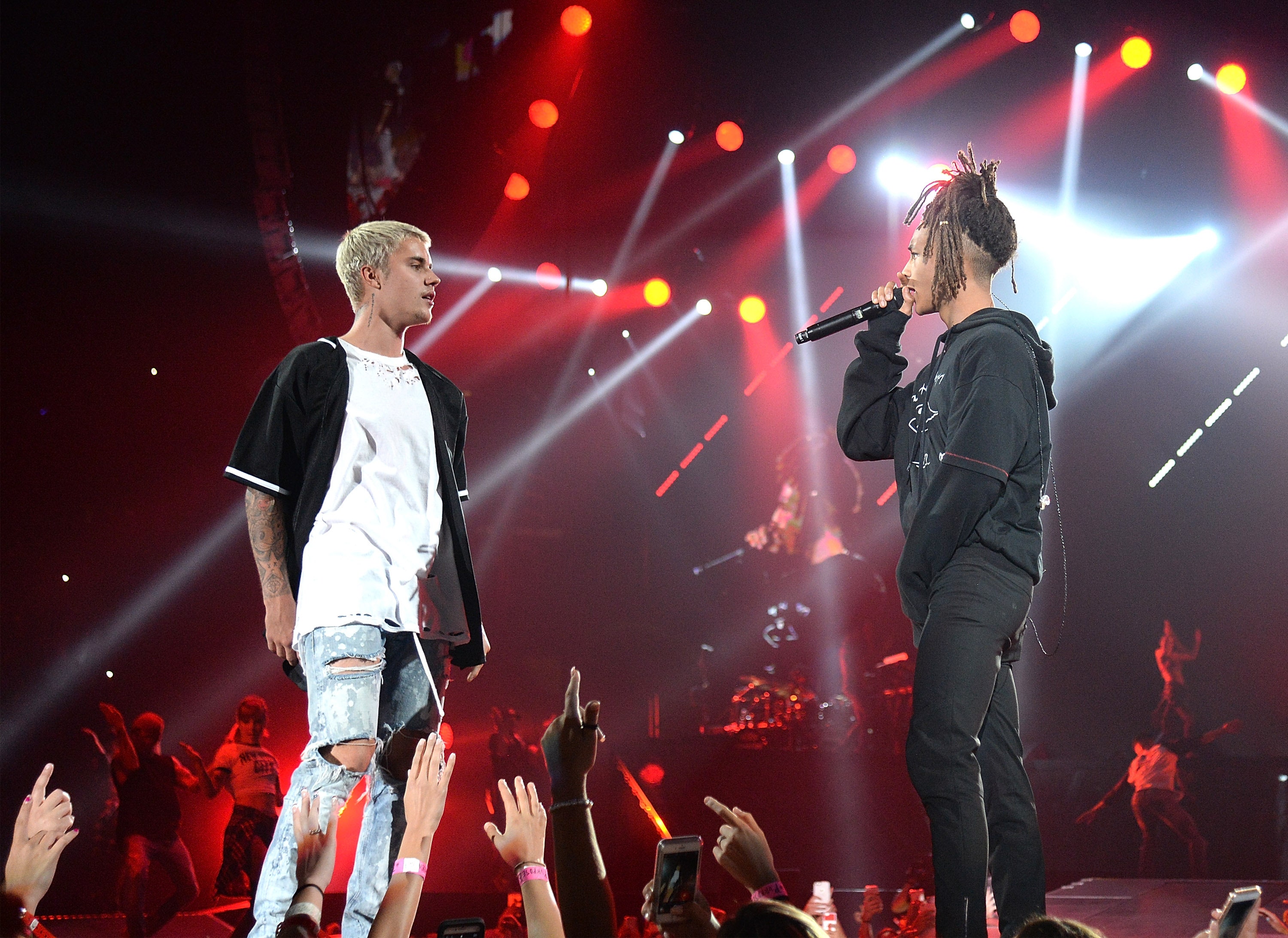 Justin Bieber and Jaden Smith Perform “Never Say Never” at Madison Square  Garden | Teen Vogue