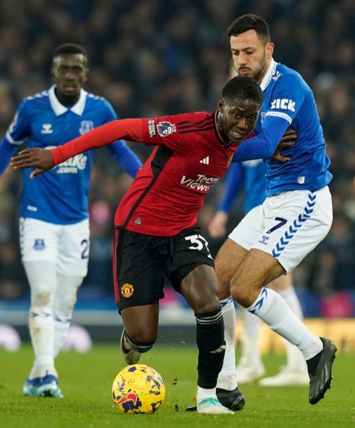 Teen wonderkid Mainoo put in an all-action display at Goodison Park against Everton