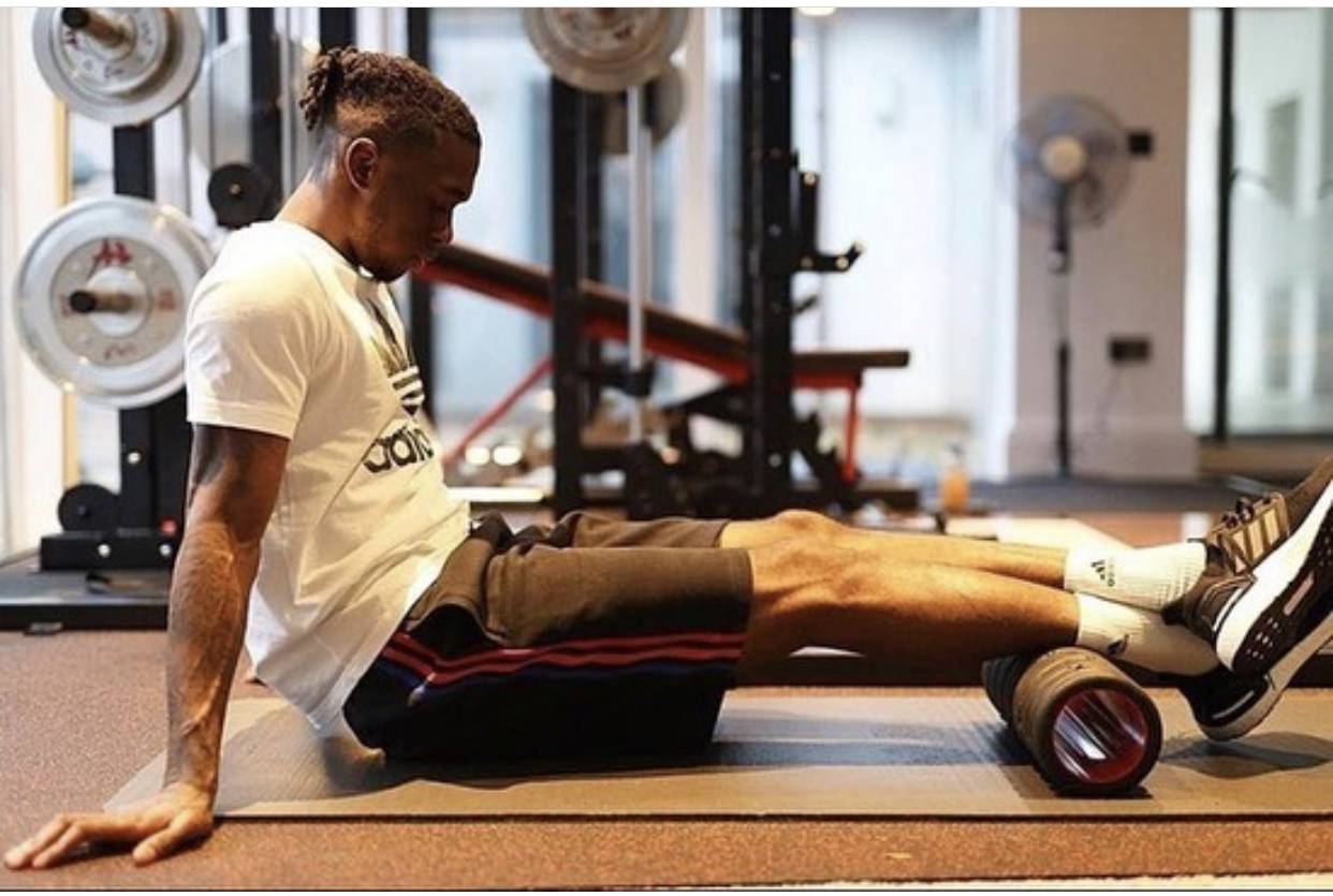 MUIP on X: "Wan Bissaka dey gym. https://t.co/fxZ1s0apo1" / X