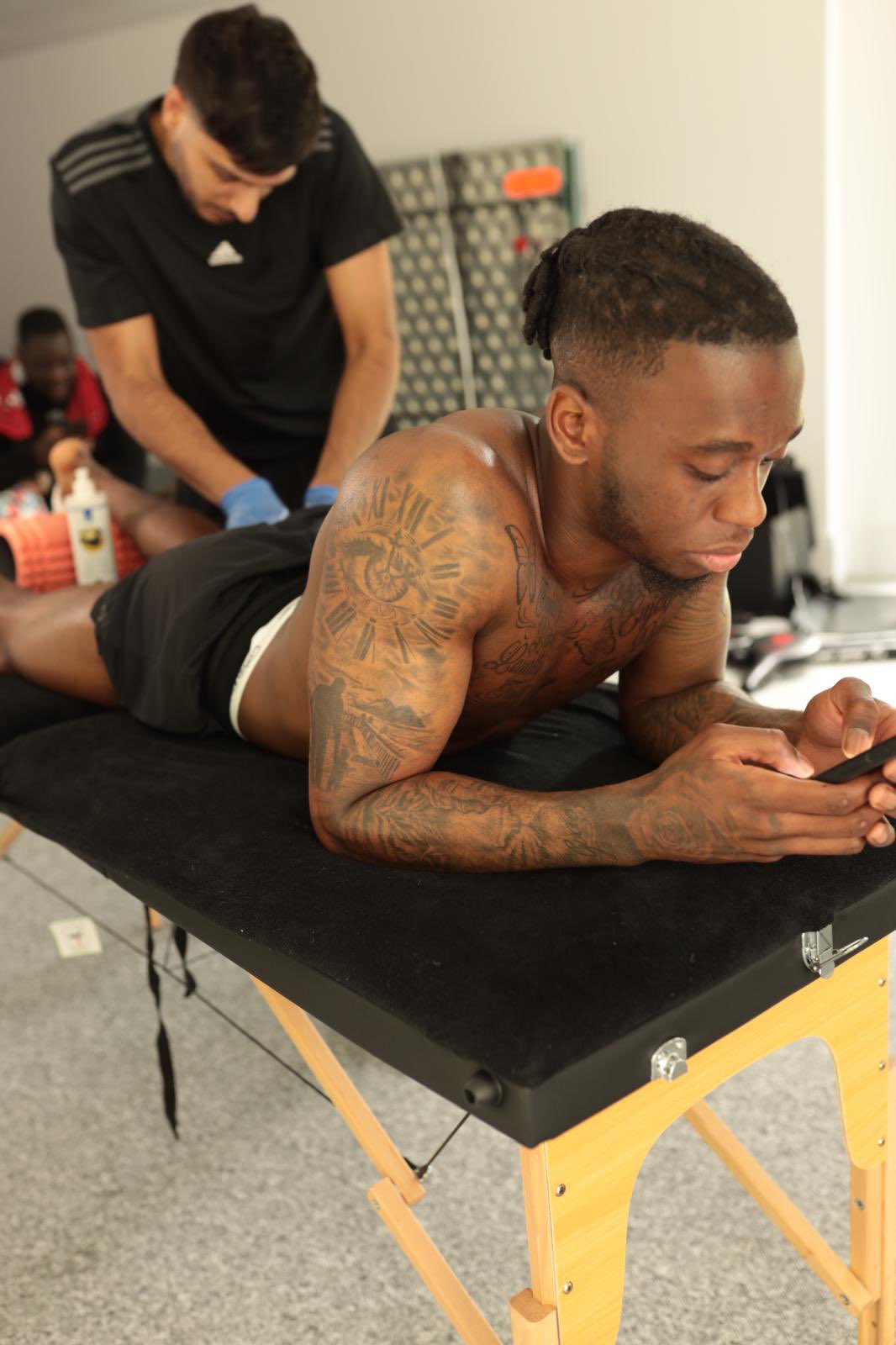 Aaron Wan-Bissaka on X: "Rest, Recharge and we go again https://t.co/D9Bvo3M3nh" / X