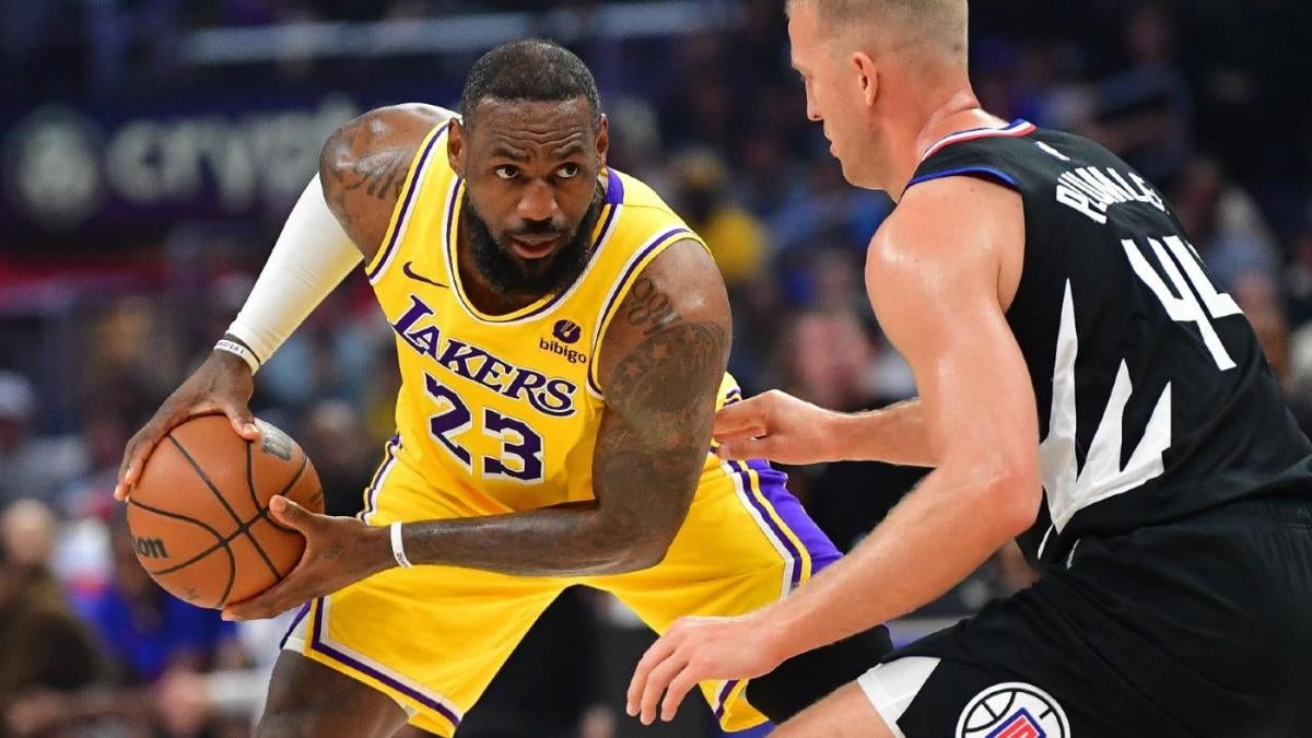 LeBron James goes supernova as Lakers stun Clippers with 21-point comeback  - CBSSports.com