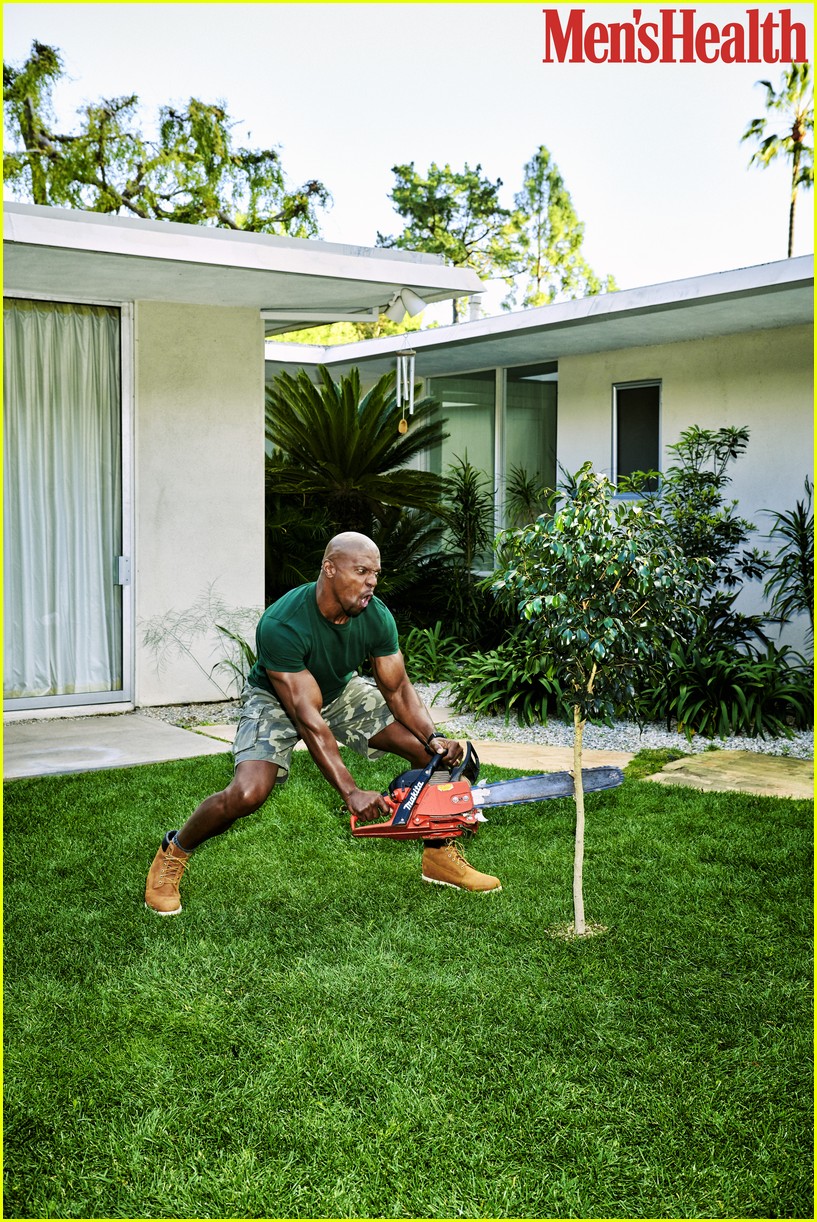 Terry Crews Shows His Ripped Shirtless Body in a Speedo!: Photo 4274279 |  Magazine, Terry Crews Photos | Just Jared: Entertainment News