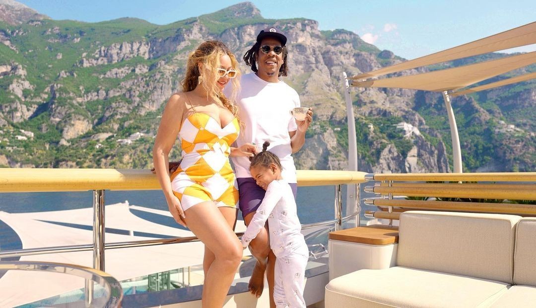 Beyonce Shares Fresh Glimpses of Life On Deck of Jeff Bezos' $400 Million  Megayacht - autoevolution