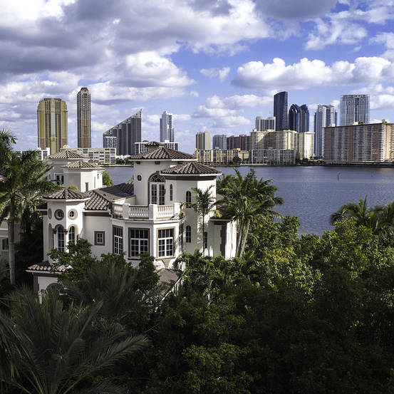 DJ Khaled Lists Miami-Area Villa With Sneaker Room for $7.99 Million - WSJ