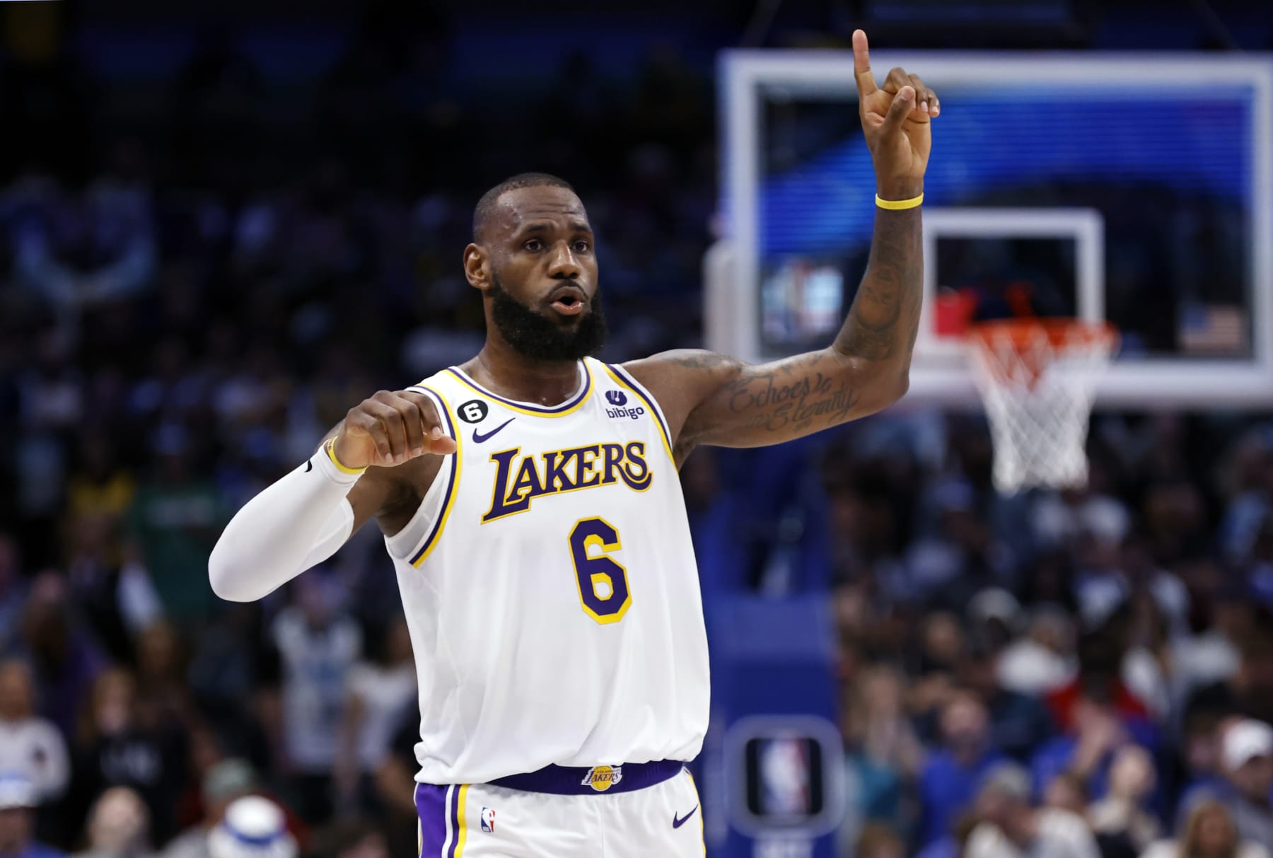 Lakers' LeBron James Reveals Foot Injury Was Torn Tendon; Offseason Surgery  Possible | News, Scores, Highlights, Stats, and Rumors | Bleacher Report