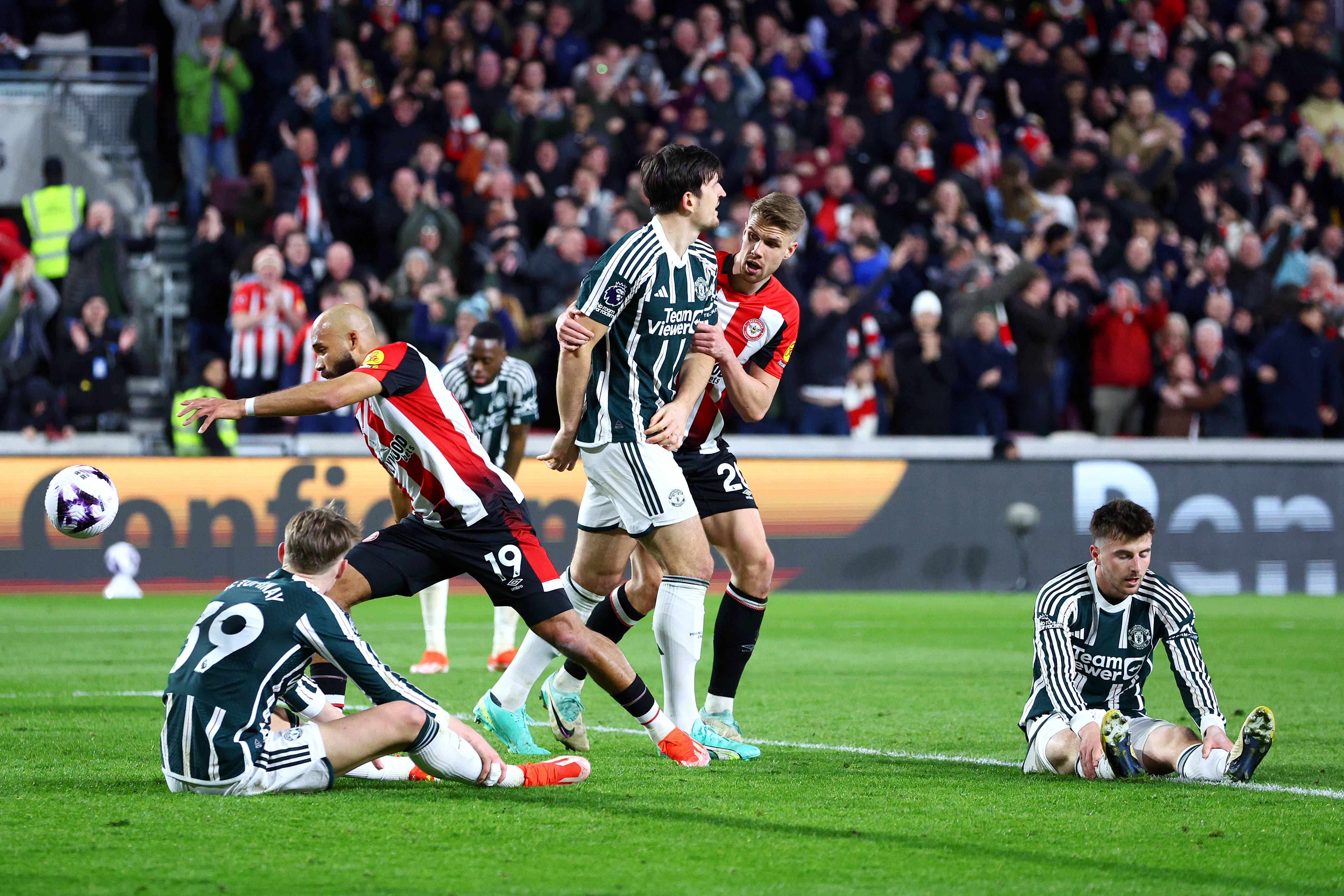 Man Utd conceded an injury time goal to Brentford that saw them drop two points on the road