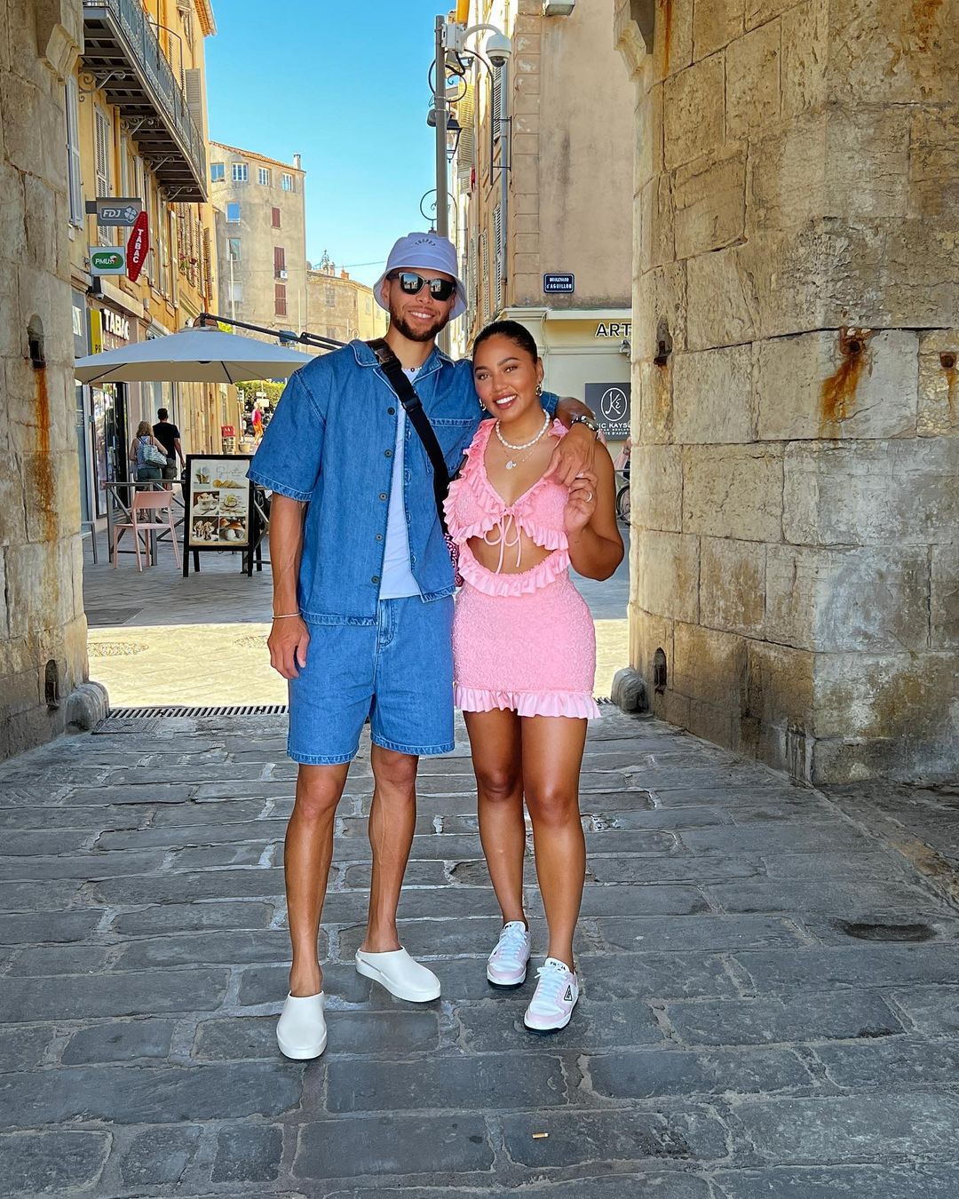 Stephen Curry Embarks on a Delightful Journey in Brazil, Sharing Cherished Moments with his Beloved Wife