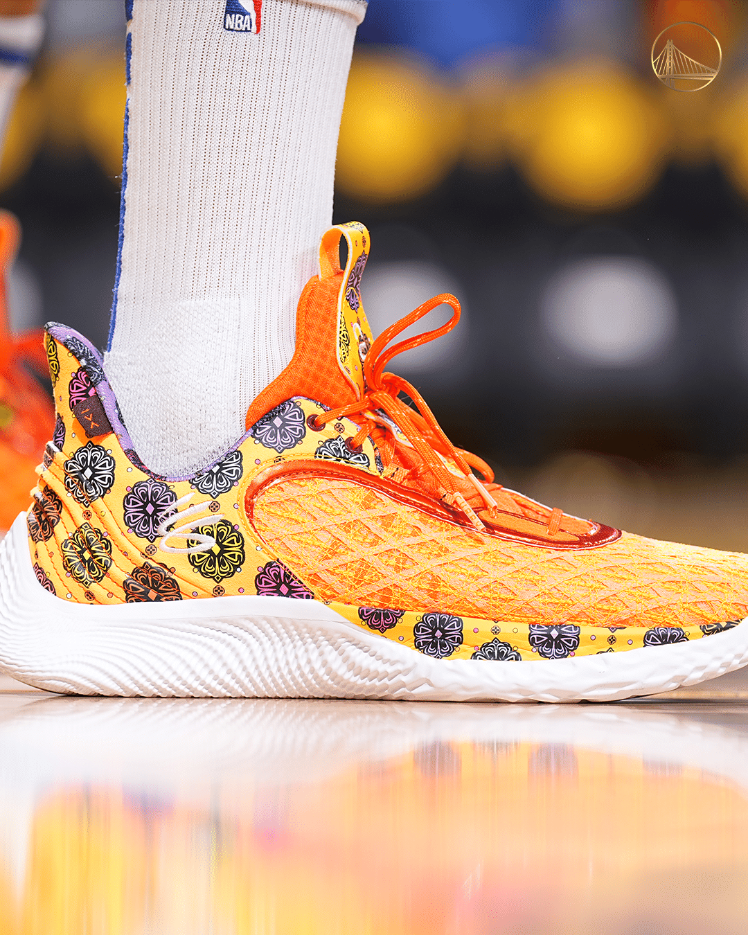 NBA All Star and GoldenState Warriors Guard Stephen Curry creates special Under Armour shoe in memory of Craig Sager. #StayingSagerStrong - Sager Strong Foundation - vitarex.hu