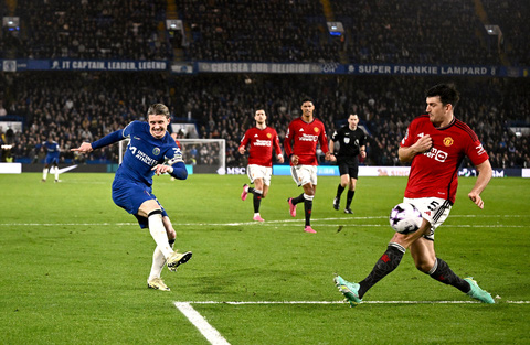 Dẫn 3-2 đến phút 90+7, Man United vẫn thua ngược Chelsea - Tuổi Trẻ Online