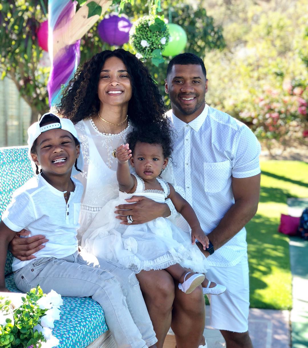 FamBam! Russell Wilson, Ciara & Kids are Picture Perfect in this Family  Photo | BellaNaija