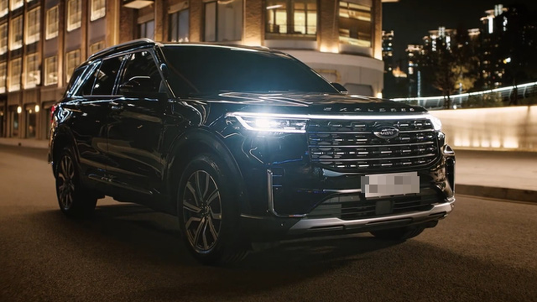 bao the rock s unexpected gesture of giving his father a super rare ford explorer fulfilled his father s lifelong dream 654528522f85c The Rock's Unexpected Gesture Of Giving His Father A Super Rare 2023 Ford Explorer Fulfilled His Father's Lifelong Dream