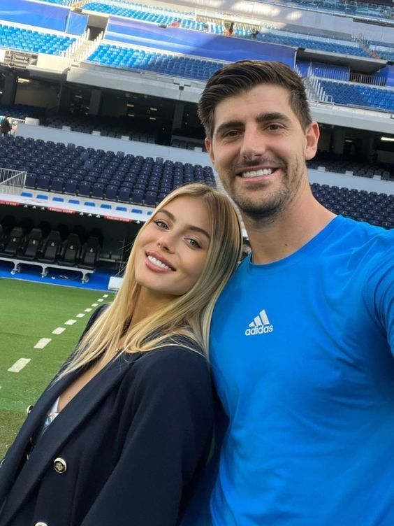 mishel gerzig thibaut courtois in 2023 | Football wags, Football couples,  Thibaut courtois