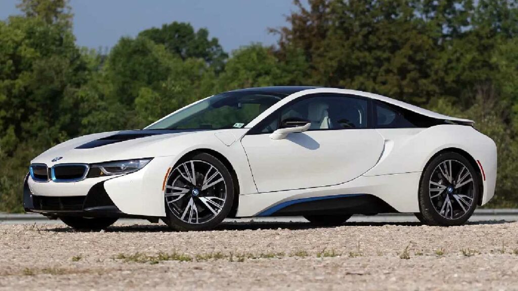 BMW i8