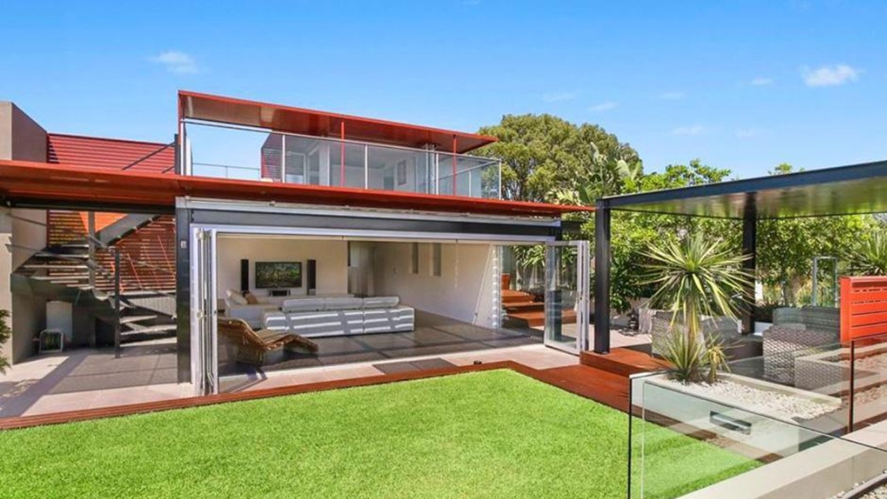 Usain Bolt Central Coast house pictures