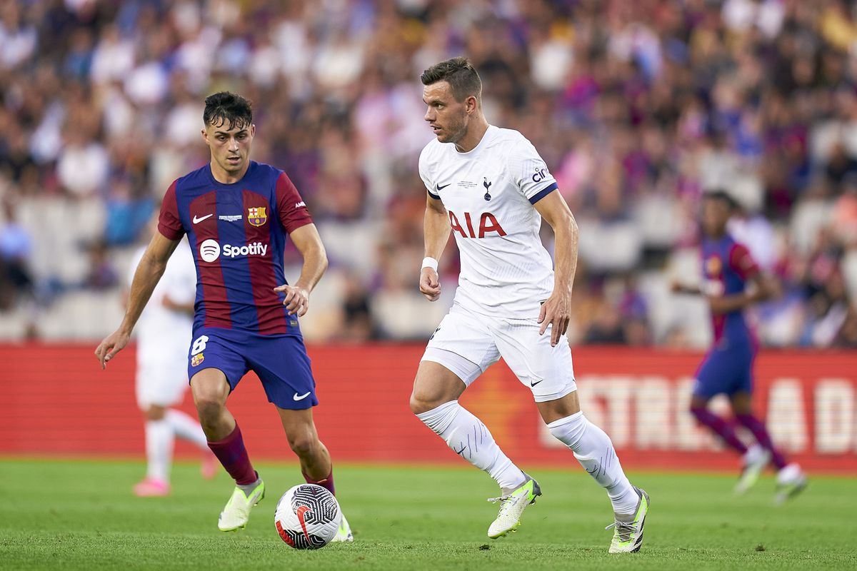 FC Barcelona v Tottenham Hotspur - Pre Season Friendly