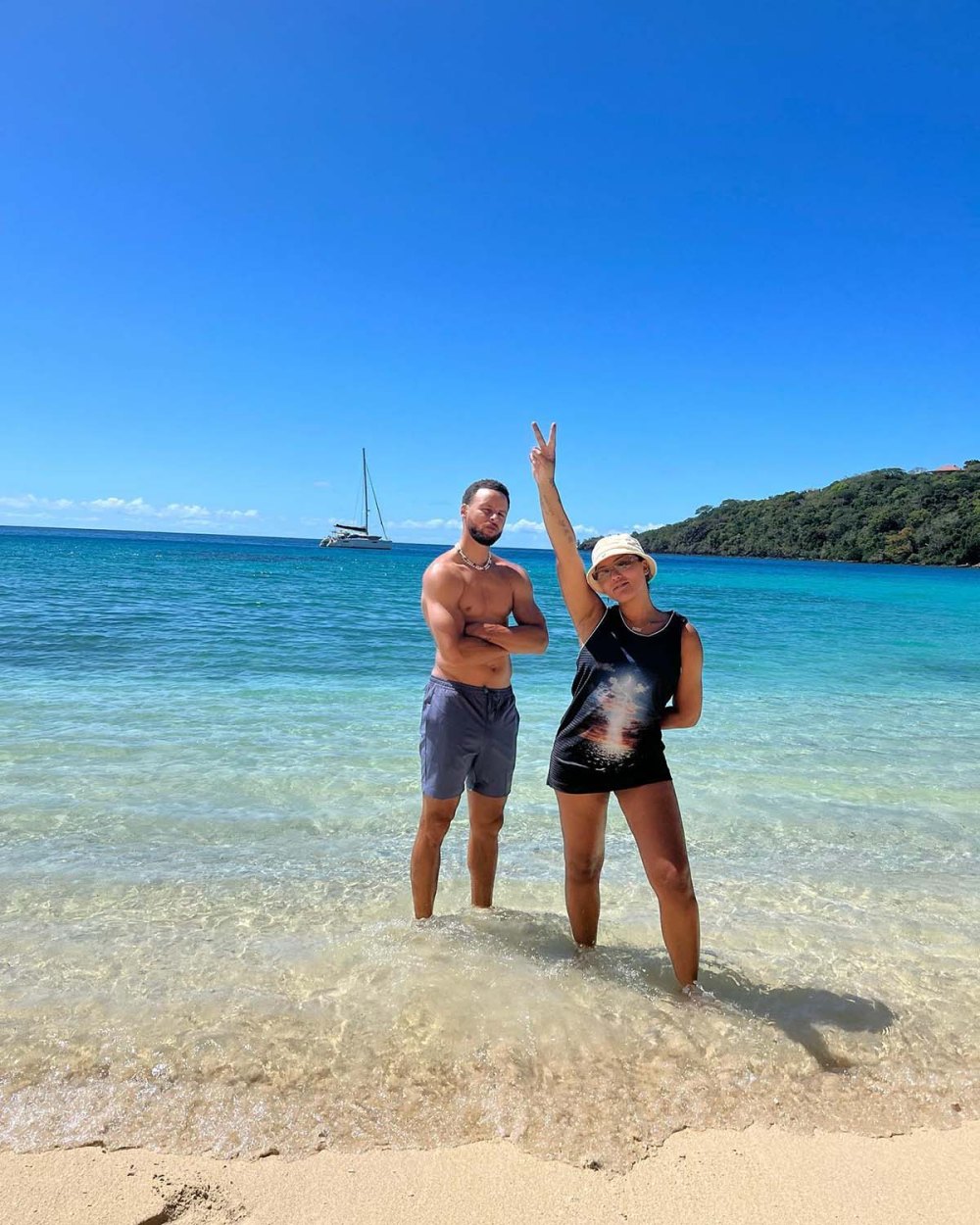 Steph Ayesha Curry Soak Up Sun Vacation Pics