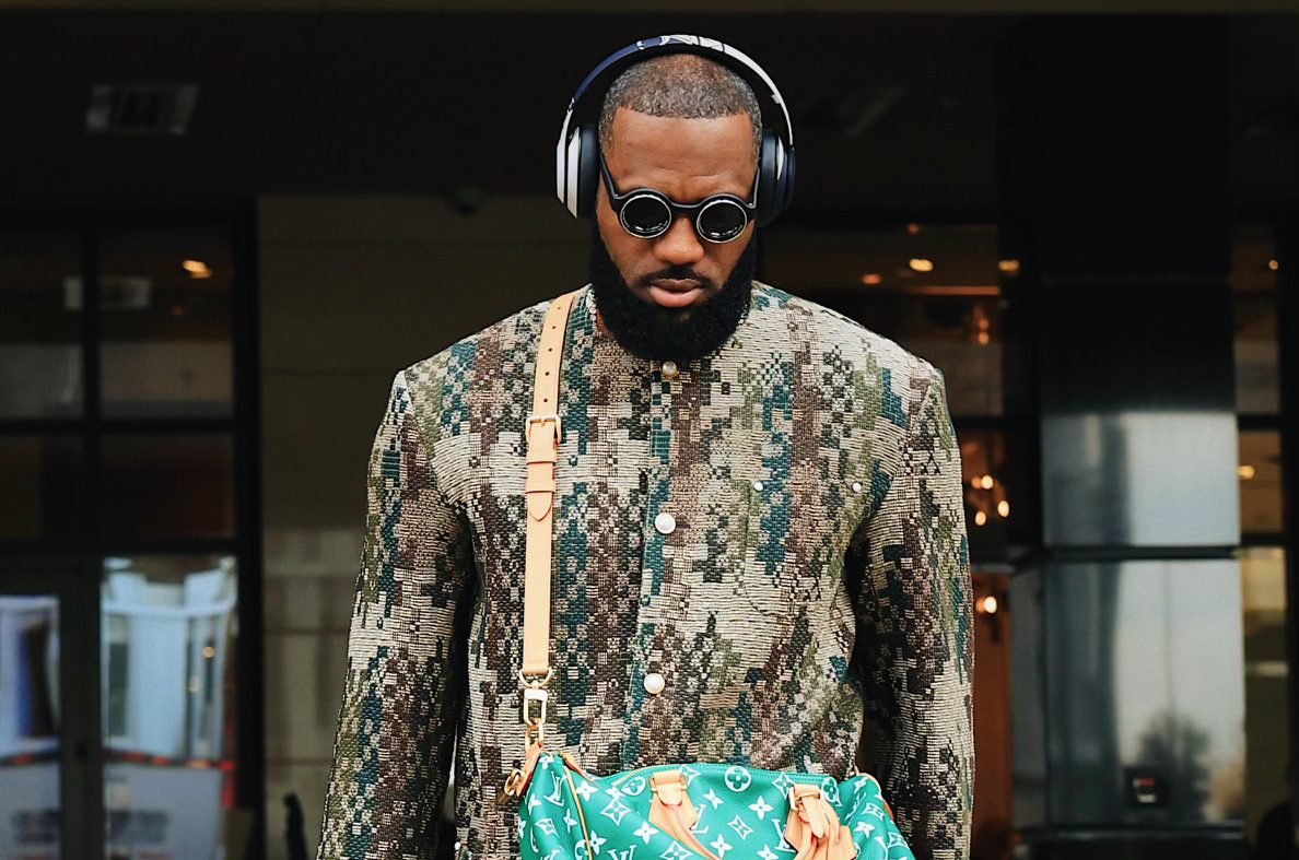 LeBron James Dons Head-to-toe Louis Vuitton for Lakers vs. Nuggets – WWD