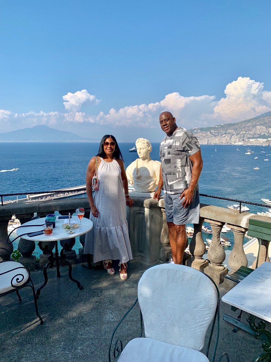 Earvin Magic Johnson on X: "Enjoying a beautiful day in Sorrento with  Cookie, our friends John and Vicki Palmer, and Samuel L. Jackson. We got to  take a ride on a limited