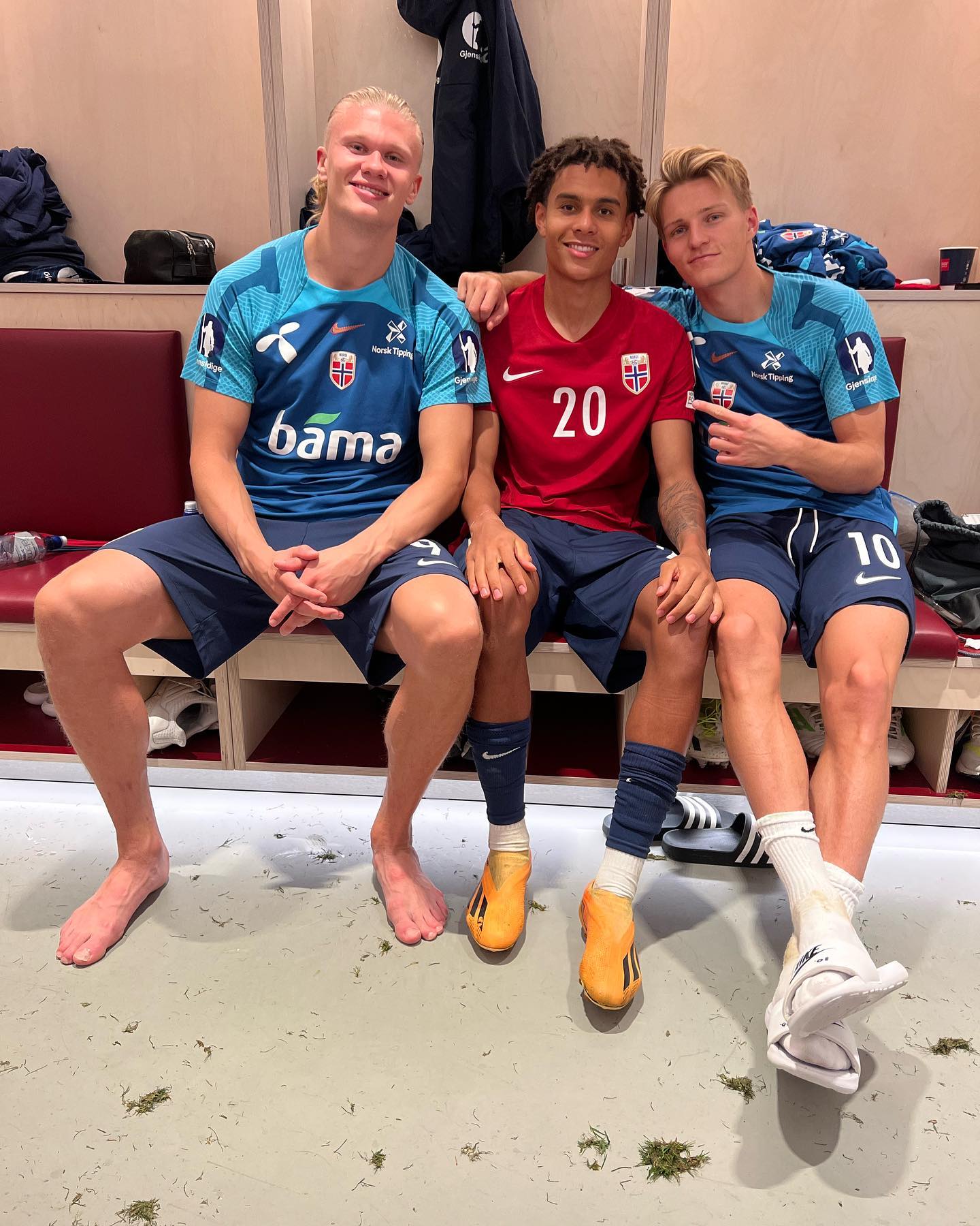 Arsenal fans convinced Odegaard is 'working overtime' to get 'Norwegian  Neymar' to join Gunners after rejecting Chelsea | The Sun