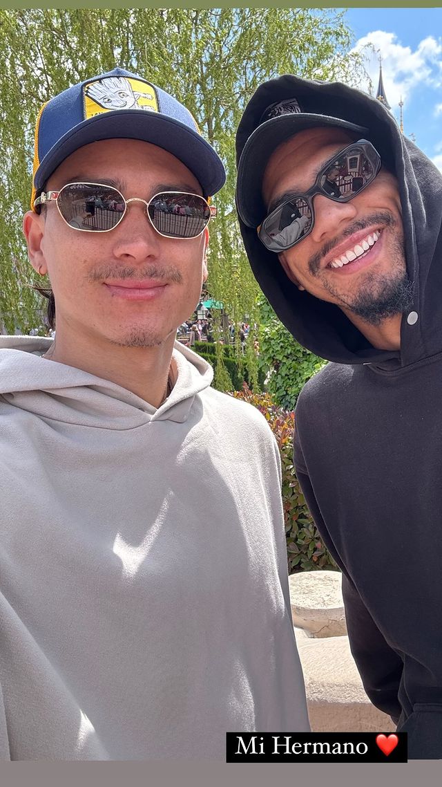 Darwin Nunez has been pictured with Ronald Araujo in Barcelona