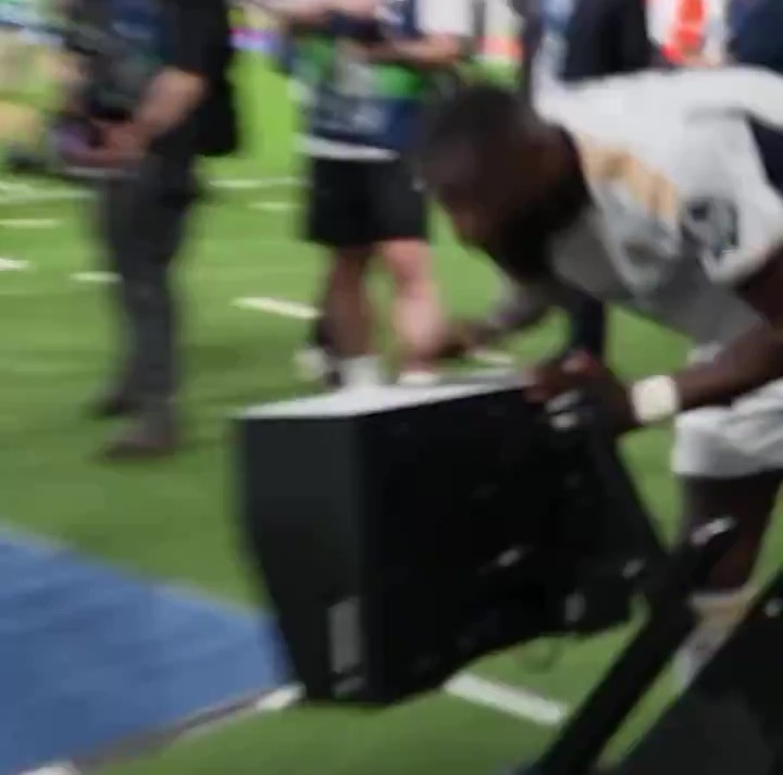 Antonio Rudiger kissed the VAR monitor after Real Madrid's Champions League win over Bayern Munich