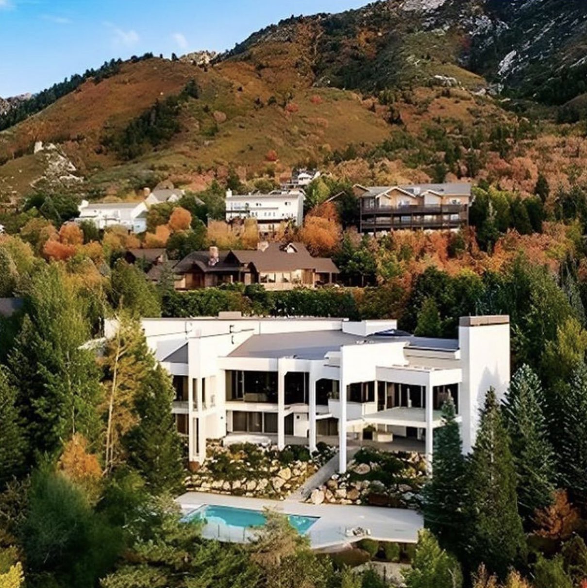 NBA YoungBoy News on X: "Pictures of NBA YoungBoy's $5,000,000 mansion in  Salt Lake City, Utah ️️ https://t.co/lEhr1QJiuR" / X