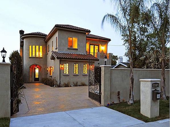 Tyrese Gibson's Stunning Home in Woodland Hills, CA