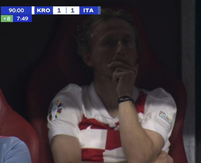 It hurts seeing Luka Modrić like this.. : r/realmadrid