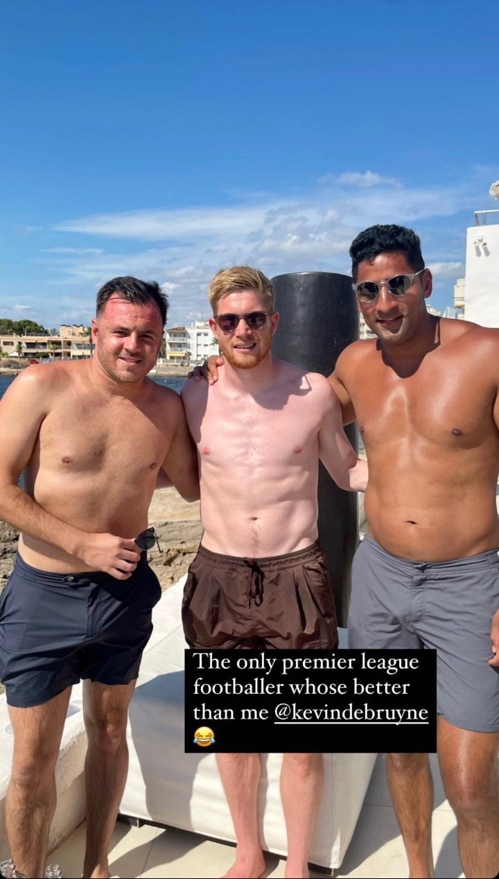 De Bruyne met Vinicius on vacation following Euro