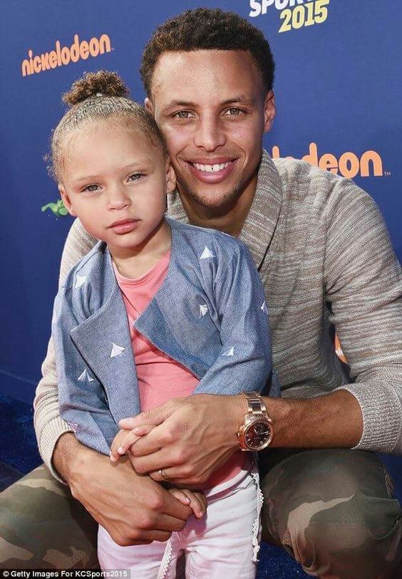 likhoa stephen curry shares heartfelt throwback moments with daughter riley from years ago surprising online community 654264da4a4b0 Stephen Curry Shares Heartfelt Throwback Moments With Daughter Riley From 10 Years Ago, Surprising Online Community