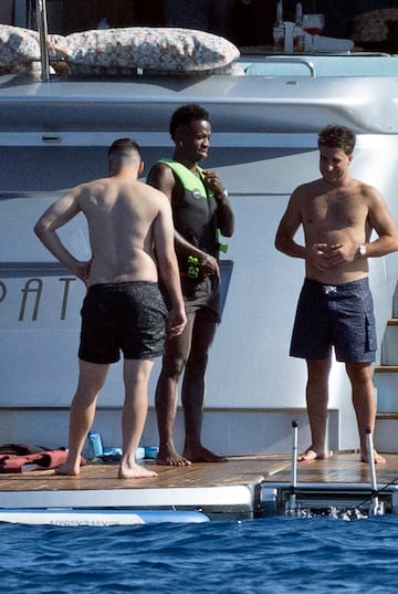 Vinicius Junior enjoys a few days of vacation on the island of Ibiza.