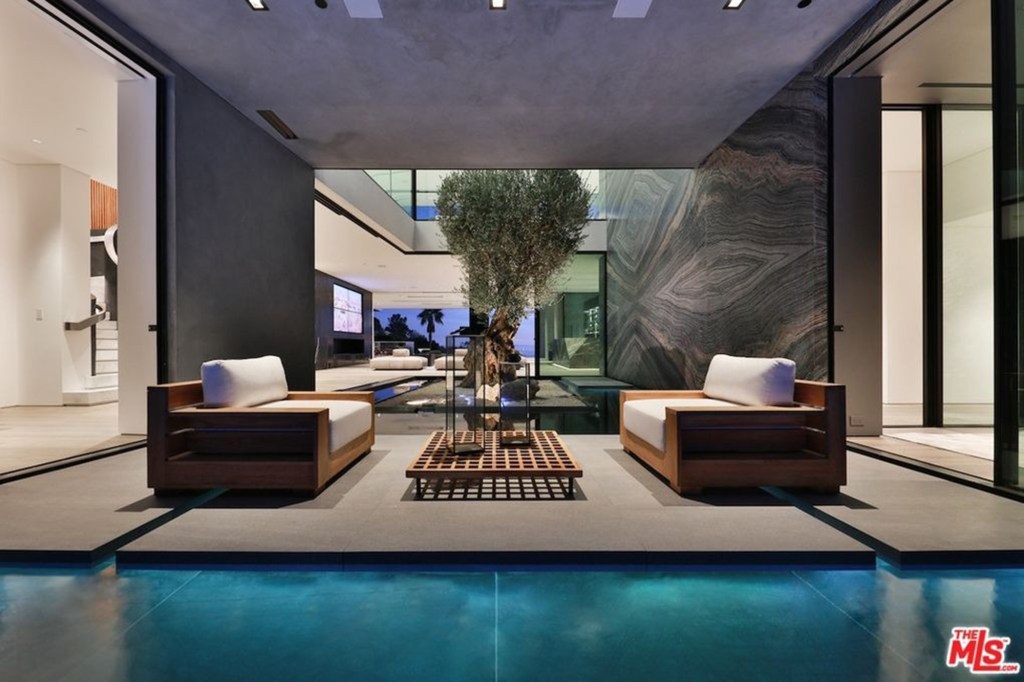 The lounge area by the pool.