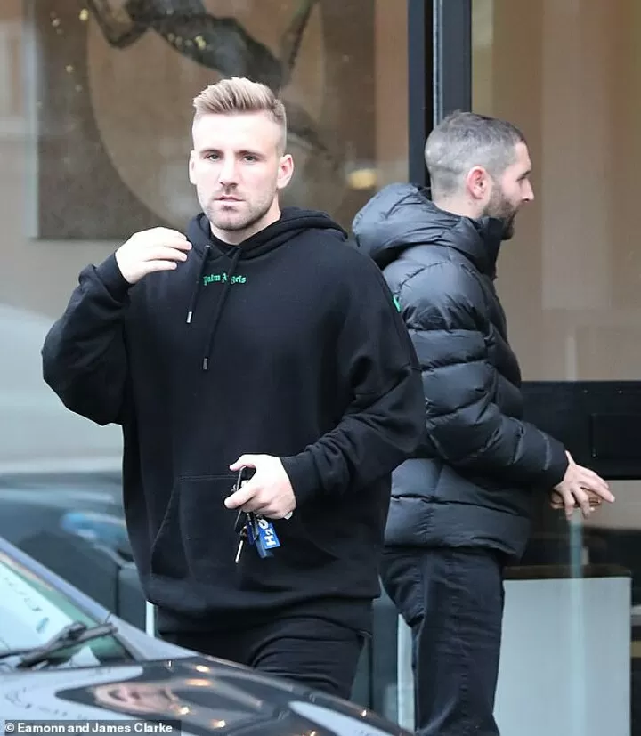 Man Utd defender Luke Shaw takes a trip to the barbers for a trim up| All  Football