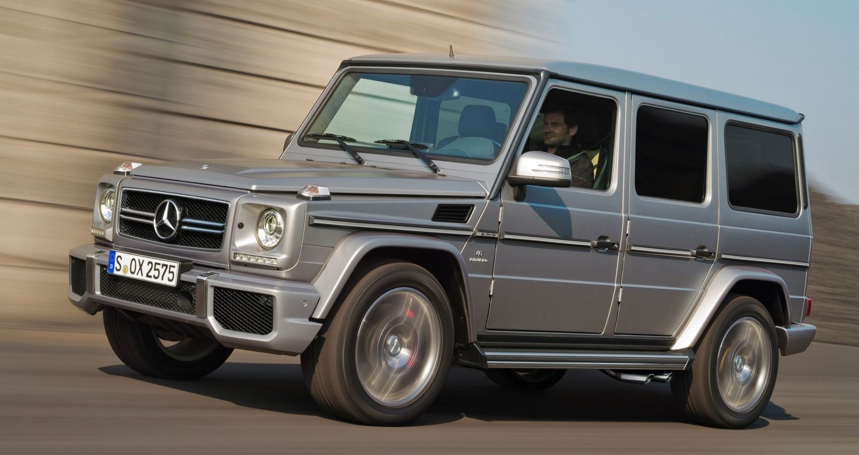 Front three-quarter of Mercedes-AMG G63