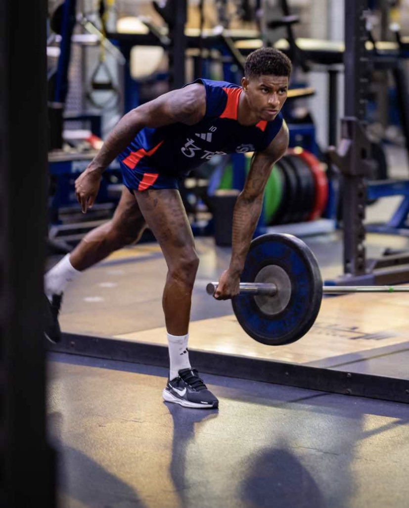 𝗧𝗲𝗻 𝗛𝗮𝗴'𝘀 𝗥𝗲𝗱𝘀 on X: " - Marcus Rashford working hard in the gym.️ https://t.co/LDdjRGjODk" / X