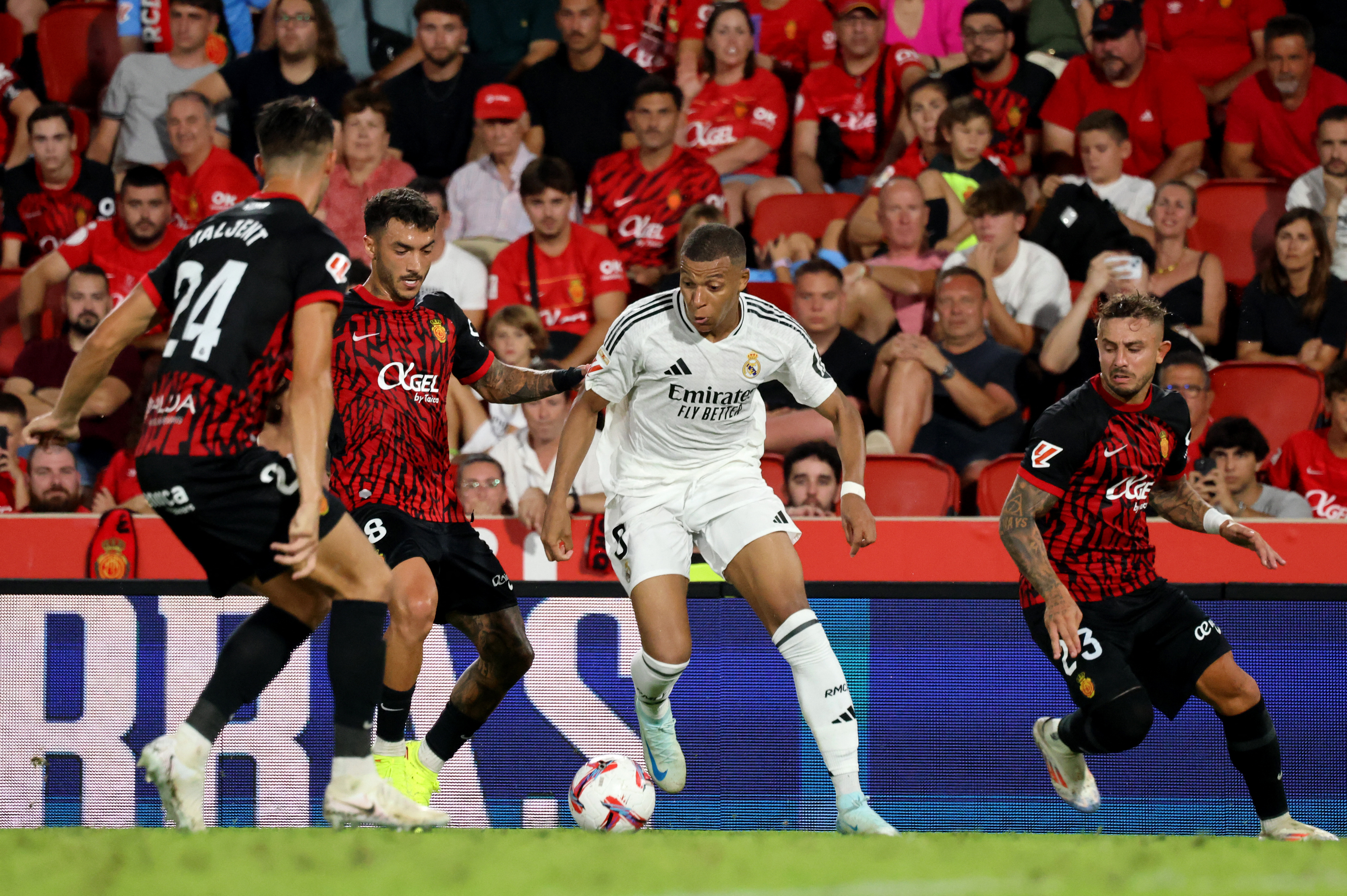 Real Madrid, Vinicius Jr return to Valencia after racist abuse | Reuters