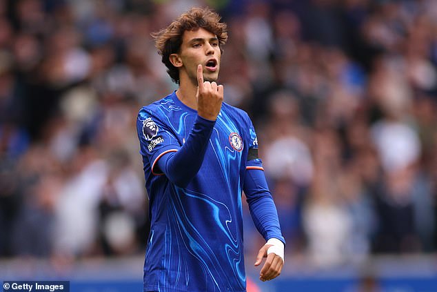 Tân binh Joao Felix là một trong những cầu thủ ghi bàn trong chiến thắng thuyết phục của Chelsea vào Chủ Nhật