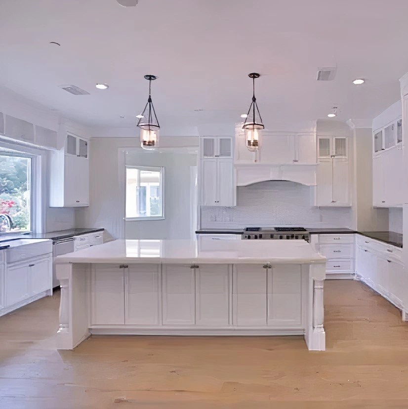 Kitchen in Kevin Hart's California Home