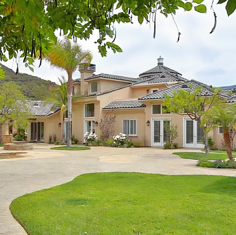 Driveway in Kevin Hart's California Home