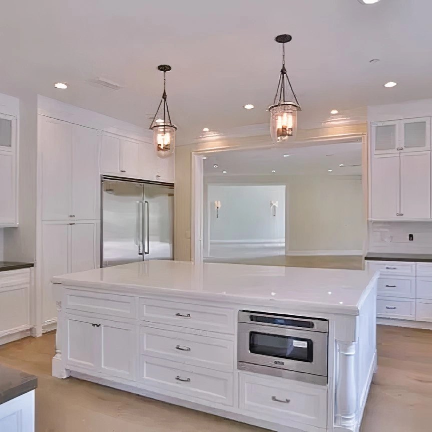 Kitchen in Kevin Hart's California Home