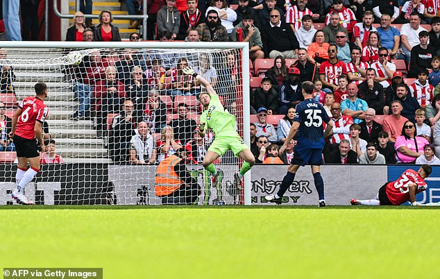 Alejandro Garnacho fired the ball into the roof of the net to wrap up the win in injury time